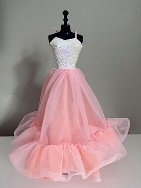 Vintage Peaches and Cream Barbie dress - TLC condition